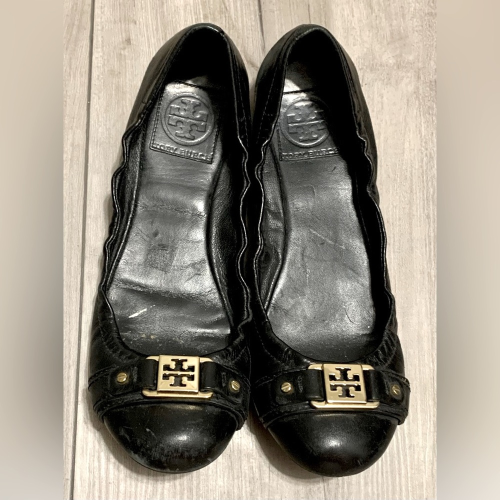 Tory Burch Black Ballet Flats Size 8.5
